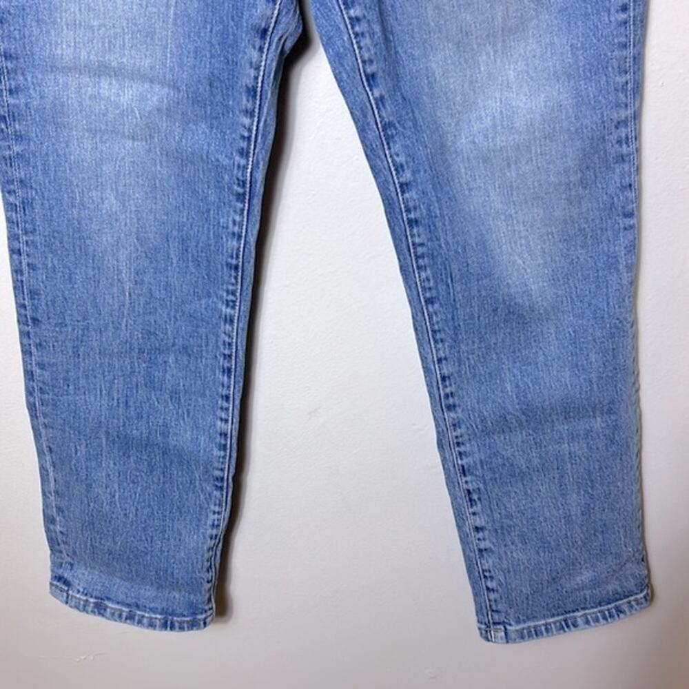 NWT Blank NYC The Madison high rise cropped jeans in So Yesterday wash - Picture 6 of 12